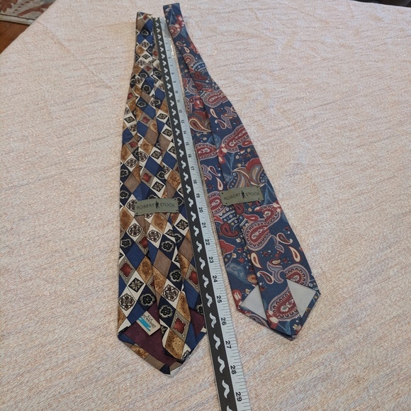 2 Robert Stock vintage 100% silk patterned ties - Picture 4 of 7